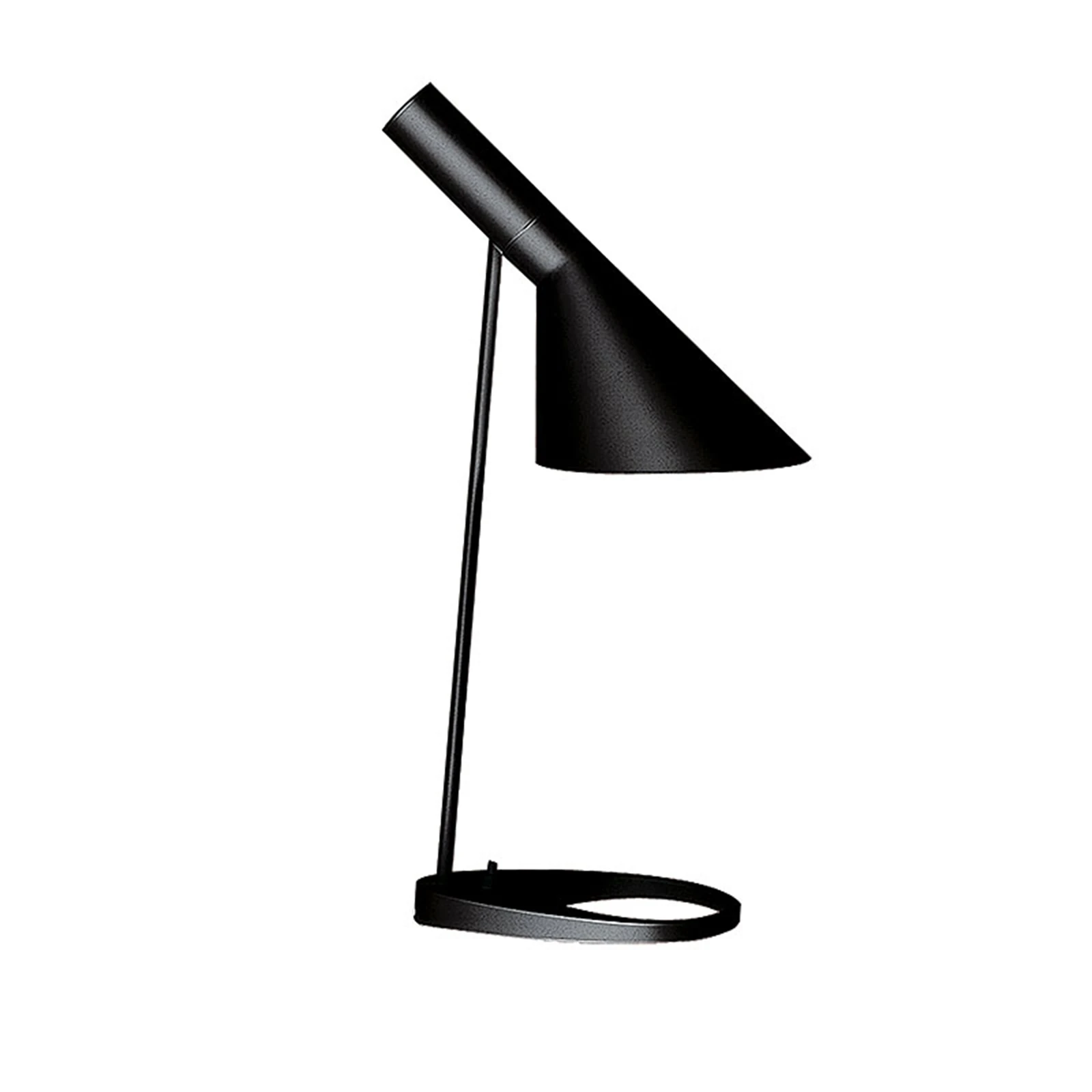 Buy Designer lamps from Arne Jacobsen at Lampemesteren